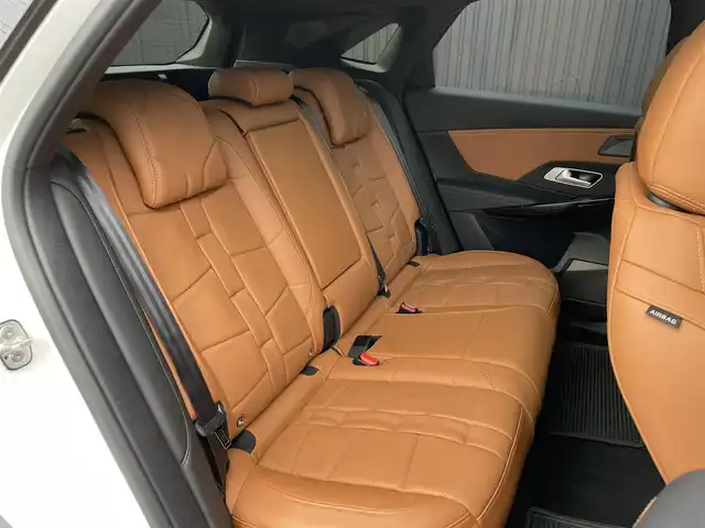 ＤＳオートモビル ＤＳ７ クロスバック グランシック ブルーHDi 福島県 2020(令2)年 4.3万km ブランナクレ ワンオーナー/オペラインテリア/パノラマサンルーフ/FOCAL ELECTRA/ACC/茶革シート/パワーシート/シートヒーター/ベンチレーション /ナイトビジョン/レーンキープ/ブラインドスポット/純正ナビ/360°カメラ/AppleCarPlay/フルセグTV/パドルシフト/ETC/前後ドライブレコーダー/電動リアゲート/アダプティブLEDライト/アンビエンスライト/コーナーセンサー/純正20インチAW/取扱説明書/保証書/スペアキー