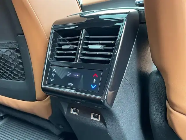 ＤＳオートモビル ＤＳ７ クロスバック グランシック ブルーHDi 福島県 2020(令2)年 4.3万km ブランナクレ ワンオーナー/オペラインテリア/パノラマサンルーフ/FOCAL ELECTRA/ACC/茶革シート/パワーシート/シートヒーター/ベンチレーション /ナイトビジョン/レーンキープ/ブラインドスポット/純正ナビ/360°カメラ/AppleCarPlay/フルセグTV/パドルシフト/ETC/前後ドライブレコーダー/電動リアゲート/アダプティブLEDライト/アンビエンスライト/コーナーセンサー/純正20インチAW/取扱説明書/保証書/スペアキー