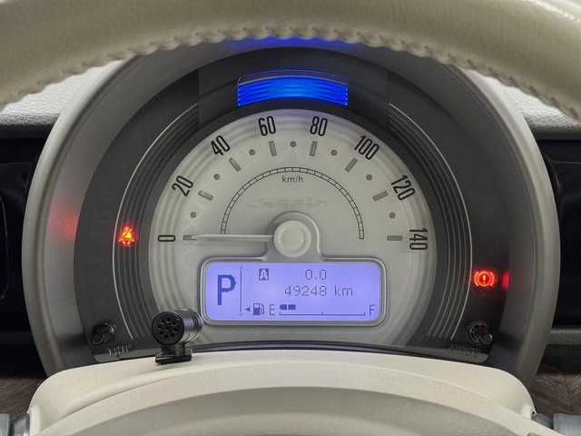 スズキ ラパン モード 三重県 2022(令4)年 5万km ノクターンブルーパール/ホワイト 2トーンルーフ ガソリン/FF/インパネCVT/純正 7インチワイドナビ CN-RZ775W/（FM/AM/SD/iPod/TV/USB/Bluetooth/MEMORY MUSIC/CD/DVD/VTR）/全方位モニター/ビルトインETC/安全装備/・デュアルカメラブレーキサポート/・車線逸脱警報機能/・ふらつき警報機能/・誤発進抑制機能/・後方誤発進抑制機能/・リヤパーキングセンサー/・後退時ブレーキサポート/・標識認識機能（車両進入禁止、はみ出し通行禁止、最高速度、一時停止）/・ハイビームアシスト/装備/・シートヒーター（D/N）/・オートエアコン/・オートライトシステム/・キセノンヘッドライト（ロービーム）/・プッシュスタート/・ステアリングスイッチ/・電動格納ドアミラー/・純正ホイールキャップ＆14インチスチールホイール/・取/ナビ取/・スマートキーx2/など