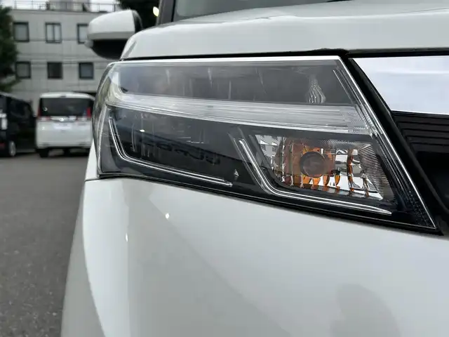 トヨタ タンク G－T 東京都 2017(平29)年 7.7万km パールホワイトⅢ (株)IDOMが運営する【じしゃロン昭島店】の自社ローン専用車両になります。こちらは現金またはオートローンご利用時の価格です。自社ローンご希望の方は別途その旨お申付け下さい/純正ナビ/BT/TV/SD/CD/DVD/ビルトインETC/バックカメラ/スマートキー/プッシュスタート/セーフティーセンス/両側パワースライドドア/ステアリングスイッチ/シートリフター/クルーズコントロール/Autoライト/電動格納ドアミラー/純正フロアマット