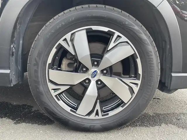スバル フォレスター ハイブリッド アドバンス 道央・札幌 2018(平30)年 6.3万km クリスタルブラックシリカ ・4WD/アイサイトｖｅｒ３/・ブラインドスポットモニタリング/・レーダークルーズコントロール/・衝突被害軽減ブレーキ/・社外SDナビ（フルセグTV/BT/FM・AM）/・バックカメラ/サイド・フロントカメラ/・レーダークルーズコントロール/・オートライト/LEDライト/・運転席/助手席パワーシート/・運転席/助手席シートヒーター/・デジタルインナーミラー/・エンジンスターター/・純正18インチホイール/・横滑り防止装置/・プッシュスタート/スマートキー/・ETC