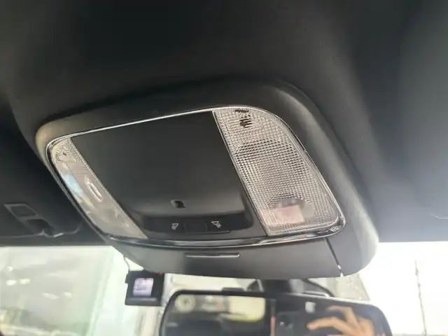 クライスラー・ジープ ジープ グランドチェロキー ラレード 京都府 2015(平27)年 7.2万km 白 純正メモリーナビ、地デジ、Bluetooth/バックカメラ/パドルシフト/前席パワーシート/USB端子、AUX端子/オートライト/ディスチャージ/クルーズコントロール/ETC/ドライブレコーダー