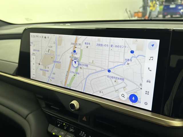 トヨタ クラウン スポーツ Z 大阪府 2023(令5)年 2.4万km プレシャスホワイトパール メモリーナビ（TVフルセグ）走行中視聴可能/クルーズコントロール 追従走行あり/車外カメラ　全方位/電動リアゲート/ドライブレコーダー/ETC2.0/パワーシート/レザーシート/シートヒーター/エアシート/ガラスルーフ/LEDヘッドライト/コーナーセンサー/デジタルインチミラー/ワイヤレス充電器/ブラインドスポットモニター