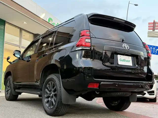トヨタ ランドクルーザー プラド TX Lパッケージ マットブラED 香川県 2023(令5)年 1.7万km ブラック ワンオーナー/純正9インチナビ/フルセグ/CD/DVD/Bluetooth/バックカメラ/サンルーフ/黒革シート/前席パワーシート/シートヒータ―/シートベンチレーション/純正18インチアルミ/トヨタセーフティセンス/クリアランスソナー/レーダークルーズ/3列目電動格納シート/ビルトイETC