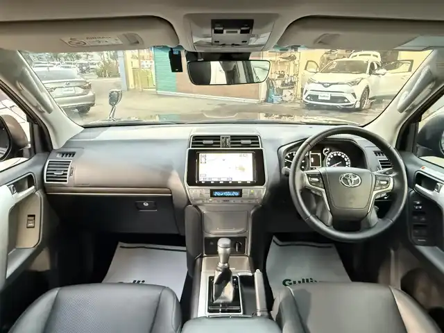 トヨタ ランドクルーザー プラド TX Lパッケージ マットブラED 香川県 2023(令5)年 1.7万km ブラック ワンオーナー/純正9インチナビ/フルセグ/CD/DVD/Bluetooth/バックカメラ/サンルーフ/黒革シート/前席パワーシート/シートヒータ―/シートベンチレーション/純正18インチアルミ/トヨタセーフティセンス/クリアランスソナー/レーダークルーズ/3列目電動格納シート/ビルトイETC