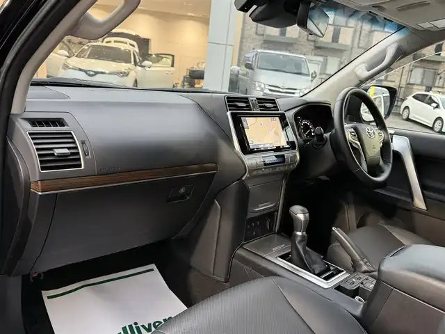 トヨタ ランドクルーザー プラド TX Lパッケージ マットブラED 香川県 2023(令5)年 1.7万km ブラック ワンオーナー/純正9インチナビ/フルセグ/CD/DVD/Bluetooth/バックカメラ/サンルーフ/黒革シート/前席パワーシート/シートヒータ―/シートベンチレーション/純正18インチアルミ/トヨタセーフティセンス/クリアランスソナー/レーダークルーズ/3列目電動格納シート/ビルトイETC