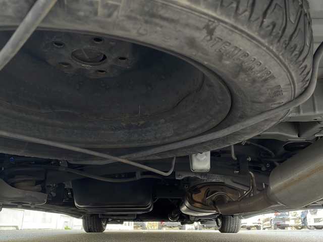 トヨタ アルファード 240S 岐阜県 2013(平25)年 7.6万km ホワイトパールクリスタルシャイン 禁煙車/アルパインナビ/フルセグTV/モデリスタエアロ/クリアランスソナー/両側パワースライドドア/フリップダウンモニター/前後コーナーセンサー/nanoe/3列シート/オットマン/カーテンエアバッグ/前後ドライブレコーダー/ビルトインETC/ローダウン/LEDウェルカムライト/社外マフラーカッター/純正アルミホイール/純正フロアマット/ドアバイザー/プッシュスタート/スマートキー/スペアキー/純正積込