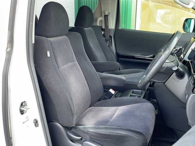 トヨタ アルファード 240S 岐阜県 2013(平25)年 7.6万km ホワイトパールクリスタルシャイン 禁煙車/アルパインナビ/フルセグTV/モデリスタエアロ/クリアランスソナー/両側パワースライドドア/フリップダウンモニター/前後コーナーセンサー/nanoe/3列シート/オットマン/カーテンエアバッグ/前後ドライブレコーダー/ビルトインETC/ローダウン/LEDウェルカムライト/社外マフラーカッター/純正アルミホイール/純正フロアマット/ドアバイザー/プッシュスタート/スマートキー/スペアキー/純正積込