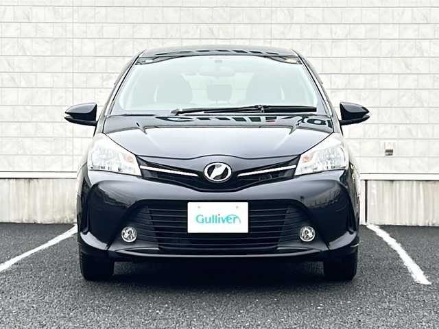 トヨタ ヴィッツ U 千葉県 2014(平26)年 6.4万km ブラックマイカ 社外メモリナビ【AVN137MW】/ワンセグTV/CD/AM/FM/バックカメラ/運転席シートヒーター/ETC/アイドリングストップ/ステアリングスイッチ/スマートキー/純正フロアマット