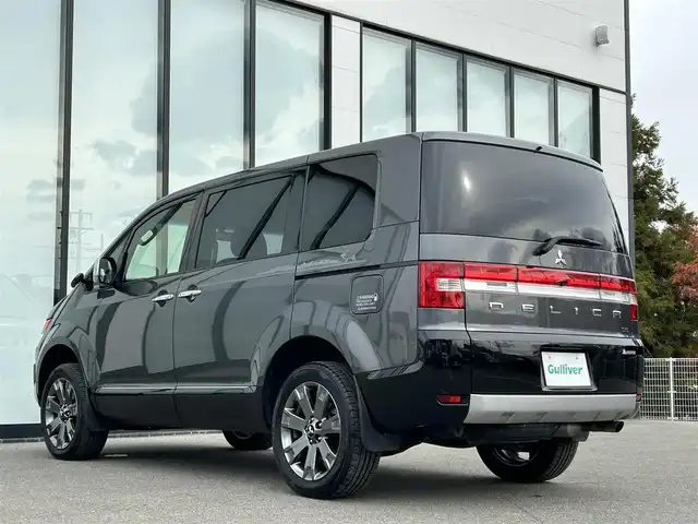 三菱 デリカＤ：５ ジャスパー 大阪府 2019(平31)年 4.5万km アイガーグレーM/ダイヤモンドブラックマイカ 社外ナビ /バックカメラ /４WD /ワンオーナー/AC100V/前ドライブレコーダー /ETC /両側パワースライドドア /ターボ /追従型クルーズコントロール/D席パワーシート /D/N席シートヒーター /パドルシフト /社外フロアマット/純正18インチAW /キセノンライト/保証書・取説