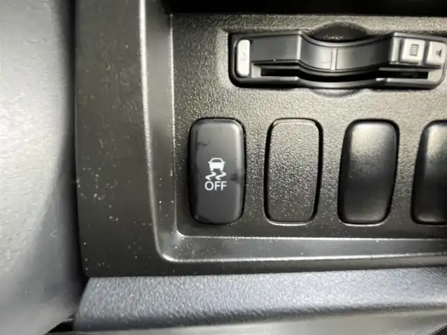 三菱 デリカＤ：５ ジャスパー 大阪府 2019(平31)年 4.5万km アイガーグレーM/ダイヤモンドブラックマイカ 社外ナビ /バックカメラ /４WD /ワンオーナー/AC100V/前ドライブレコーダー /ETC /両側パワースライドドア /ターボ /追従型クルーズコントロール/D席パワーシート /D/N席シートヒーター /パドルシフト /社外フロアマット/純正18インチAW /キセノンライト/保証書・取説