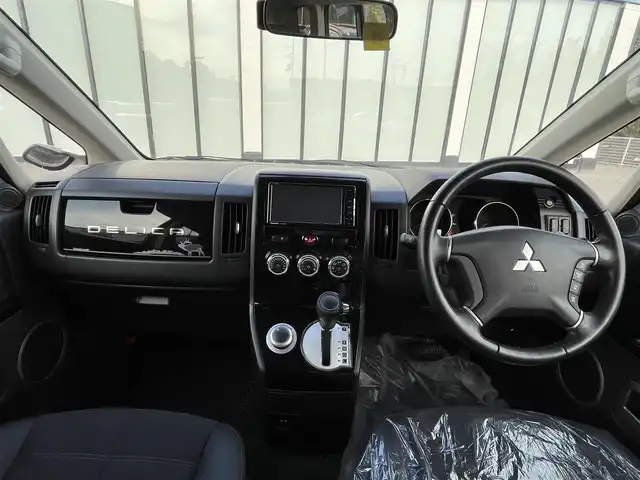 三菱 デリカＤ：５ ジャスパー 大阪府 2019(平31)年 4.5万km アイガーグレーM/ダイヤモンドブラックマイカ 社外ナビ /バックカメラ /４WD /ワンオーナー/AC100V/前ドライブレコーダー /ETC /両側パワースライドドア /ターボ /追従型クルーズコントロール/D席パワーシート /D/N席シートヒーター /パドルシフト /社外フロアマット/純正18インチAW /キセノンライト/保証書・取説