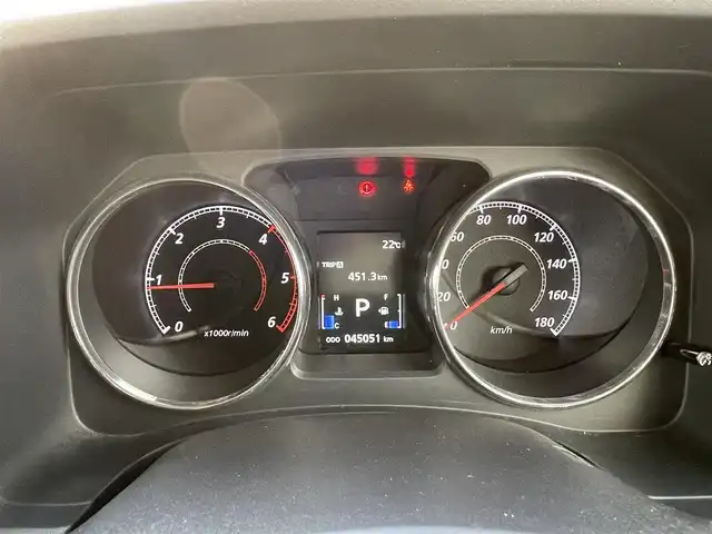 三菱 デリカＤ：５ ジャスパー 大阪府 2019(平31)年 4.5万km アイガーグレーM/ダイヤモンドブラックマイカ 社外ナビ /バックカメラ /４WD /ワンオーナー/AC100V/前ドライブレコーダー /ETC /両側パワースライドドア /ターボ /追従型クルーズコントロール/D席パワーシート /D/N席シートヒーター /パドルシフト /社外フロアマット/純正18インチAW /キセノンライト/保証書・取説