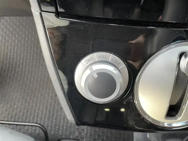 三菱 デリカＤ：５ ジャスパー 大阪府 2019(平31)年 4.5万km アイガーグレーM/ダイヤモンドブラックマイカ 社外ナビ /バックカメラ /４WD /ワンオーナー/AC100V/前ドライブレコーダー /ETC /両側パワースライドドア /ターボ /追従型クルーズコントロール/D席パワーシート /D/N席シートヒーター /パドルシフト /社外フロアマット/純正18インチAW /キセノンライト/保証書・取説