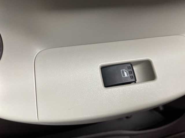 トヨタ パッソ プラスハナ Cパッケージ 群馬県 2011(平23)年 4.9万km キナコメタリック 純正SDナビ　バックカメラ　ワンセグＴＶ　キセノンヘッドライト　フォグランプ　エアコン　純正フロアマット　ヘッドライトリベライザー　リモコンキー　盗難防止装置　電動格納ミラー　ＡＢＳ　禁煙車