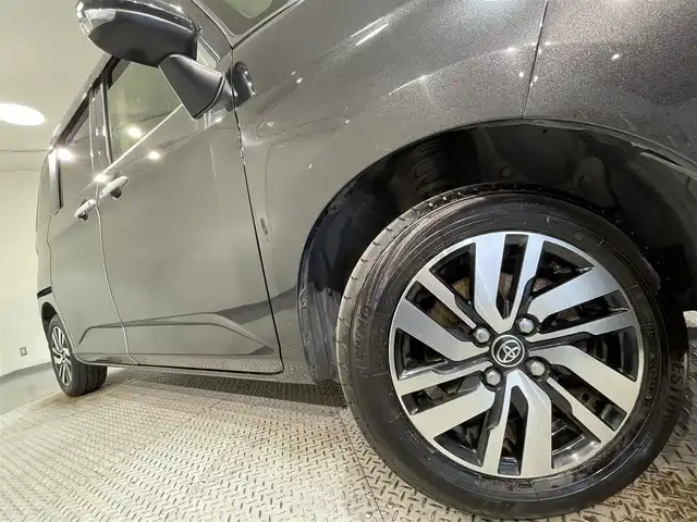 トヨタ ルーミー カスタムG 愛知県 2018(平30)年 7.5万km ブラックマイカメタリック 純正ＳＤナビ　/（AM/FM/SD/Bluetooth/フルセグTV）/両側パワースライドドア　/純正Fエアロ/バックカメラ　/ビルトインＥＴＣ　/ＬＥＤヘッドライト　/ドライブレコーダー　/トヨタスマートアシスト/　　-衝突軽減ブレーキ/　　-車線逸脱警報/　　-ふらつき警報/　　-先行車発進お知らせ/　　-オートマチックハイビーム/純正１４インチＡＷ　/クルーズコントロール　/純正フロアマット　/フォグランプ