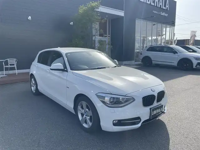 ＢＭＷ １１６ｉ スポーツ 滋賀県 2013(平25)年 7.5万km 白 前後ドラレコ(ルームミラータイプ)/16インチ社外アルミ＆スタッドレスタイヤ積み込み/社外ナビ/フルセグTV/AUX/キセノンヘッドライト/純正16インチAW/純正フロアマット