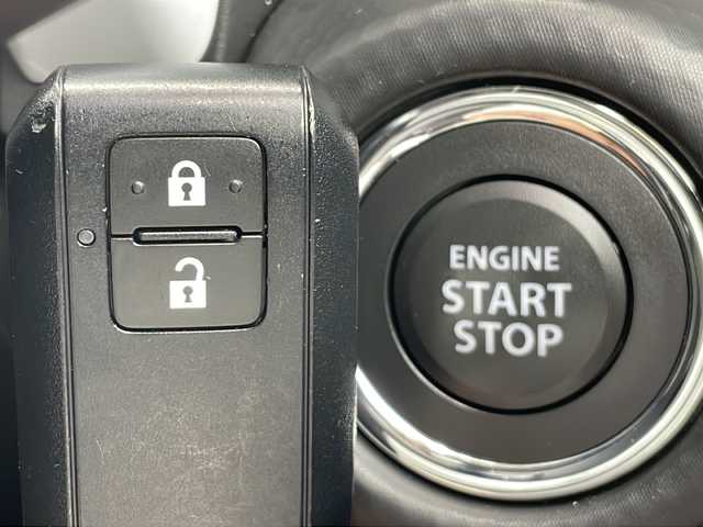 スズキ ハスラー HYBRID G 三重県 2020(令2)年 1.8万km ピュアホワイトP 純正8型ナビ/前席シートヒーター/衝突軽減ブレーキ/レーンキープアシスト/ステアリングリモコン/オートライト/LEDヘッドライト/コーナーセンサー/電動格納ミラー/禁煙車