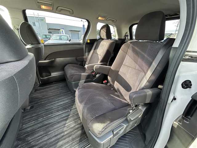 トヨタ エスティマ アエラス 大阪府 2013(平25)年 9.4万km ホワイトパールクリスタルシャイン (株)IDOMが運営する【じしゃロン堺店】の自社ローン専用車両になりますこちらは現金またはオートローンご利用時の価格です。自社ローンご希望の方は別途その旨お申付け下さい/両側パワースライドドア/純正SDナビゲーション/バックカメラ/CD/DVD/SD/BT/DTV/クルーズコントロール/HIDヘッドライト/オートライト/フォグライト/ドアバイザー/純正フロアマット