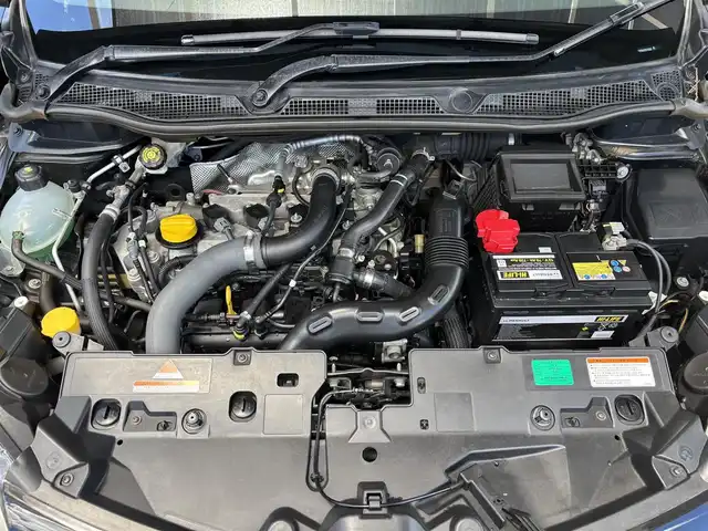 ルノー キャプチャー インテンス 京都府 2015(平27)年 7.6万km 黒Ⅱ 75470キロ/車検：令和8年7月30日有効期限/社外SDナビ/Bluetooth/フルセグTV/バックカメラ/ETC/クリアランスソナー/スマートカードキー2個/オートワイパー/保証書