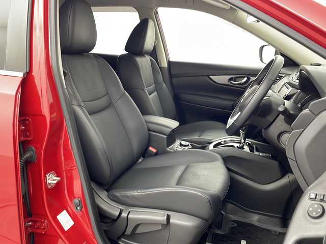 日産 エクストレイル 20Xi 群馬県 2020(令2)年 2万km バーニングレッド 純正９型ナビ　全周囲カメラ　デジタルインナーミラー　シートヒーター　プロパイロット　衝突被害軽減ブレーキ　前後ドラレコ　ビルトインＥＴＣ　電動パーキングブレーキ　ＬＥＤライト　ルーフレール　禁煙車