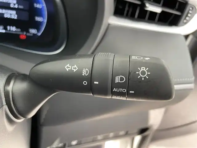 トヨタ ハリアー Z レザーパッケージ 富山県 2023(令5)年 0.2万km プラチナホワイトパールマイカ 純正ナビ(AM/FM/USB/BT/Miracast)/フルセグTV/JBLプレミアムサウンド/パノラミックビューモニター/モデリスタエアロ/パノラマサンルーフ/デジタルインナーミラー/レーダークルーズコントロール/プリクラッシュセーフティ/レーンキープアシスト/オートマチックハイビーム/LEDヘッドライト/クリアランスソナー/電動リアゲート/レザーシート/前席ベンチレーションシート/ビルトインＥＴＣ2.0/ステアリングヒーター/純正フロアマット/取扱説明書/保証書