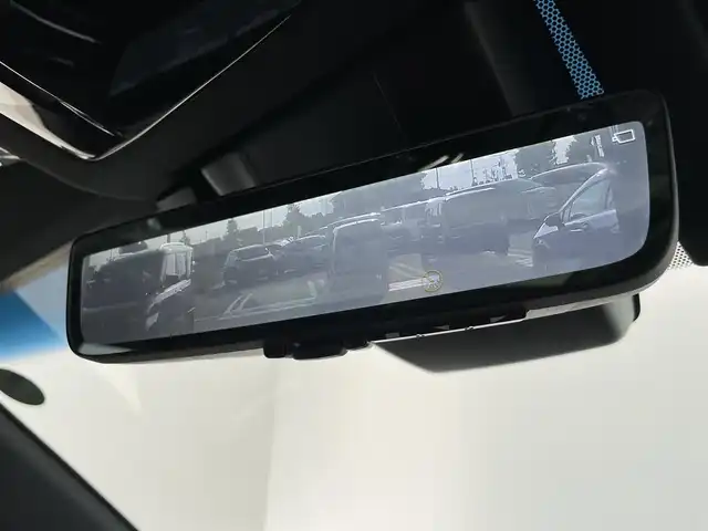 トヨタ ハリアー Z レザーパッケージ 富山県 2023(令5)年 0.2万km プラチナホワイトパールマイカ 純正ナビ(AM/FM/USB/BT/Miracast)/フルセグTV/JBLプレミアムサウンド/パノラミックビューモニター/モデリスタエアロ/パノラマサンルーフ/デジタルインナーミラー/レーダークルーズコントロール/プリクラッシュセーフティ/レーンキープアシスト/オートマチックハイビーム/LEDヘッドライト/クリアランスソナー/電動リアゲート/レザーシート/前席ベンチレーションシート/ビルトインＥＴＣ2.0/ステアリングヒーター/純正フロアマット/取扱説明書/保証書