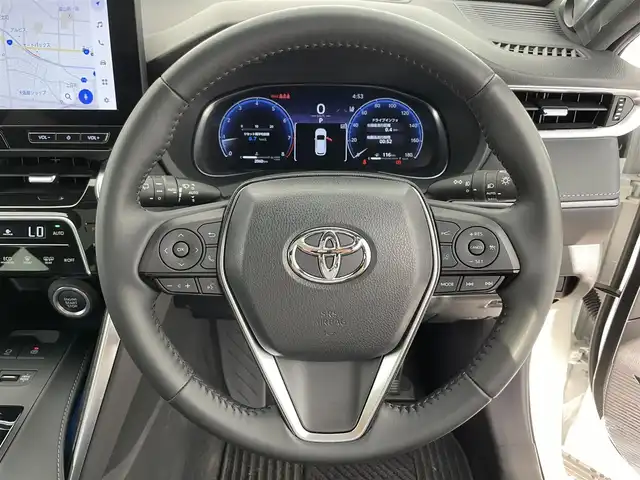 トヨタ ハリアー Z レザーパッケージ 富山県 2023(令5)年 0.2万km プラチナホワイトパールマイカ 純正ナビ(AM/FM/USB/BT/Miracast)/フルセグTV/JBLプレミアムサウンド/パノラミックビューモニター/モデリスタエアロ/パノラマサンルーフ/デジタルインナーミラー/レーダークルーズコントロール/プリクラッシュセーフティ/レーンキープアシスト/オートマチックハイビーム/LEDヘッドライト/クリアランスソナー/電動リアゲート/レザーシート/前席ベンチレーションシート/ビルトインＥＴＣ2.0/ステアリングヒーター/純正フロアマット/取扱説明書/保証書