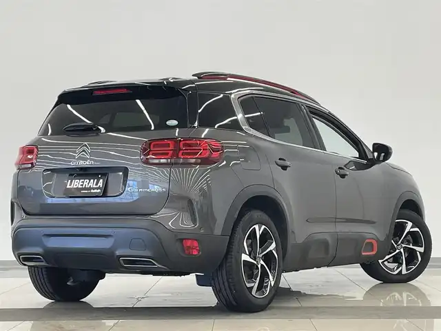 シトロエン シトロエン Ｃ５ エアクロス シャイン ブルーHDi 岡山県 2020(令2)年 5.3万km グレーＭⅡ 純正メモリーナビ/フルセグTV/Rカメラ/左サイドカメラ/パワーテールゲート/合皮コンビシート/PDC/パワーシート（D）/パーキングアシスト/ワイヤレスチャージ/アップルカープレイ/USB/フルセグTV/ACC/インテリジェントハイビーム/アクティブセーフティーブレーキ/トラフィックサインインフォメーション/BSM/疲労検知システム/アンビエンスライト/ETC/ディレクショナルヘッドライト/ヒルディセントコントロール/走行モード