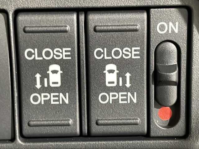 ホンダ フリード ハイブリット e:HEV AIR EX 広島県 2025(令7)年 0.1千km メテオロイドグレーメタリック 登録済未使用車/純正９型ナビ/・ＣａｒＰｌａｙ/・android auto/・フルセグテレビ/バックカメラ/レーダークルーズコントロール/シートヒーターD+N/両側パワースライドドア/ハーフレザー/コーナーセンサー　　/ブラインドスポットモニター/スペアキー