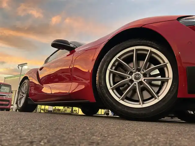 トヨタ スープラ SZ 愛媛県 2022(令4)年 5.1万km プロミネンスレッド 純正ナビ/BT/AM・FM/フルセグTV/アダプティブクルーズコントロール/前方ドライブレコーダー/ETC/全方位カメラ/LEDヘッドライト/オートマチックハイビーム/純正アルミホイール/スペアキー/GR SPORT/ブラインドスポットモニター