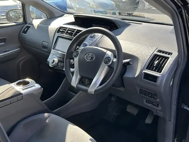 トヨタ プリウス α S 東京都 2012(平24)年 6.7万km ブラック 【(株)IDOMが運営する【じしゃロン昭島店】の自社ローン対象車両になります。こちらは現金ご利用時の価格です。自社ローンご希望の方は別途その旨お申付け下さい。】/純正ナビ（ＳＤ・ＤＶＤ・ＴＶ）/バックカメラ		/ETC/エンジンスタートボタン/スマートキー/純正フロアマット/純正ドアバイザー