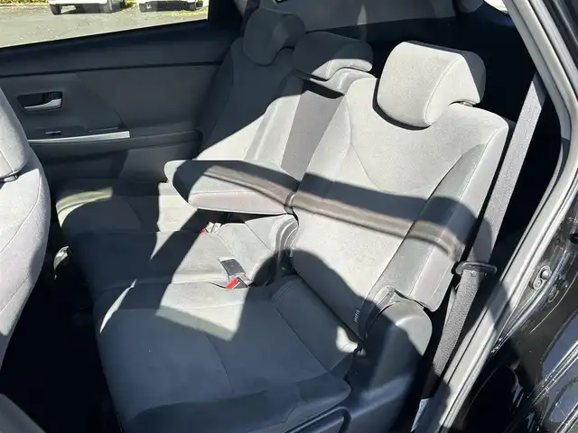 トヨタ プリウス α S 東京都 2012(平24)年 6.7万km ブラック 【(株)IDOMが運営する【じしゃロン昭島店】の自社ローン対象車両になります。こちらは現金ご利用時の価格です。自社ローンご希望の方は別途その旨お申付け下さい。】/純正ナビ（ＳＤ・ＤＶＤ・ＴＶ）/バックカメラ		/ETC/エンジンスタートボタン/スマートキー/純正フロアマット/純正ドアバイザー