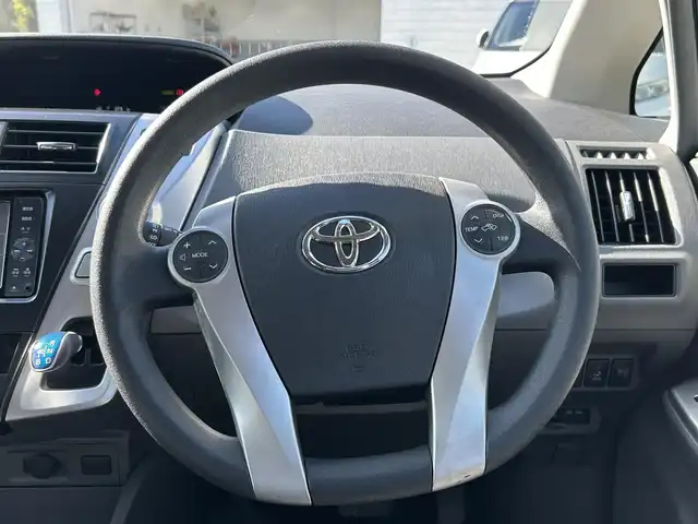 トヨタ プリウス α S 東京都 2012(平24)年 6.7万km ブラック 【(株)IDOMが運営する【じしゃロン昭島店】の自社ローン対象車両になります。こちらは現金ご利用時の価格です。自社ローンご希望の方は別途その旨お申付け下さい。】/純正ナビ（ＳＤ・ＤＶＤ・ＴＶ）/バックカメラ		/ETC/エンジンスタートボタン/スマートキー/純正フロアマット/純正ドアバイザー