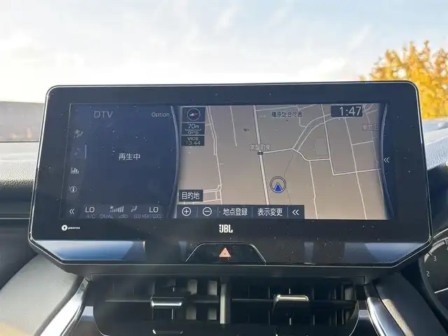 トヨタ ハリアー Z 奈良県 2021(令3)年 4.3万km ホワイトパールクリスタルシャイン パノラマムーンルーフ/純正12.3インチディスプレイオーディオ/（TV/BT/AppleCarPlay/AndroidAuto）/JBLプレミアムサウンドシステム/レーダークルーズコントロール/バックカメラ/ブラインドスポットモニター/前後コーナーセンサー/プリクラッシュセーフティ/レーンキープアシスト/パワーバックドア/ハーフレザーシート/運転席パワーシート/ヘッドアップディスプレイ/デジタルインナーミラー/ETC2.0/前方ドライブレコーダー/純正19インチAW