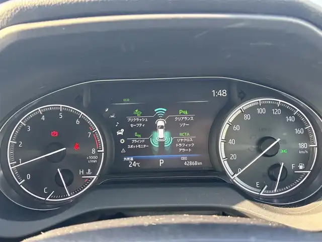 トヨタ ハリアー Z 奈良県 2021(令3)年 4.3万km ホワイトパールクリスタルシャイン パノラマムーンルーフ/純正12.3インチディスプレイオーディオ/（TV/BT/AppleCarPlay/AndroidAuto）/JBLプレミアムサウンドシステム/レーダークルーズコントロール/バックカメラ/ブラインドスポットモニター/前後コーナーセンサー/プリクラッシュセーフティ/レーンキープアシスト/パワーバックドア/ハーフレザーシート/運転席パワーシート/ヘッドアップディスプレイ/デジタルインナーミラー/ETC2.0/前方ドライブレコーダー/純正19インチAW