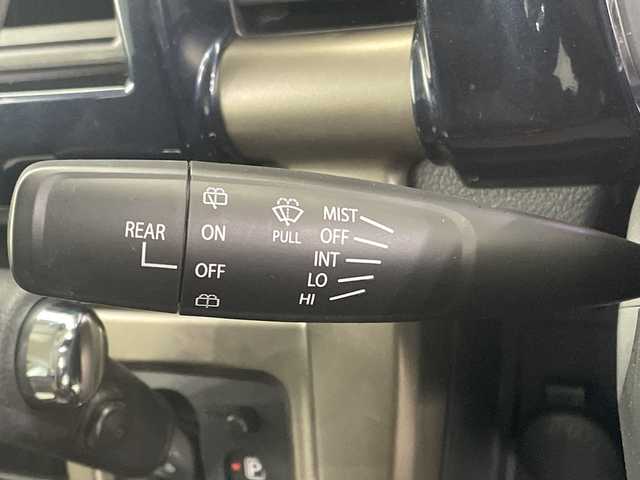 スズキ ハスラー Jスタイル Ⅲ 栃木県 2018(平30)年 2.2万km ブレイブカーキパール/スチールシルバー スズキセーフティサポート/禁煙車/ルーフレール/前席シートヒーター/HIDヘッドライト/ドラレコ/純正アルミホイール/ハーフレザーシート/プッシュスタート/スマートキー/オートライト/HIDヘッドライト/横滑り防止装置/フォグランプ/ドアバイザー/アイドリングストップ/革巻きステアリング/社外フロアマット