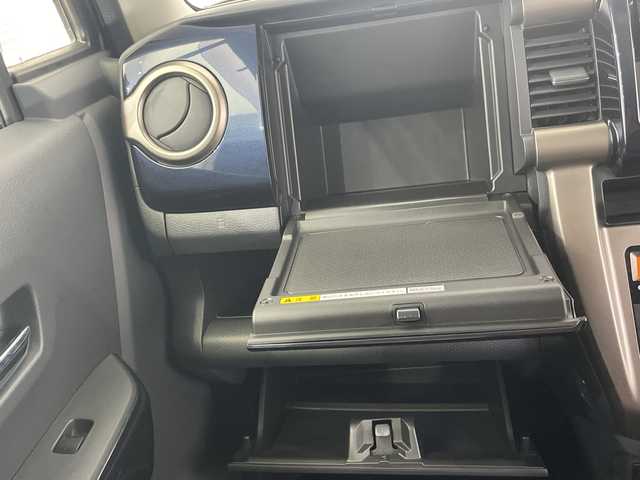 スズキ ハスラー Jスタイル Ⅲ 栃木県 2018(平30)年 2.2万km ブレイブカーキパール/スチールシルバー スズキセーフティサポート/禁煙車/ルーフレール/前席シートヒーター/HIDヘッドライト/ドラレコ/純正アルミホイール/ハーフレザーシート/プッシュスタート/スマートキー/オートライト/HIDヘッドライト/横滑り防止装置/フォグランプ/ドアバイザー/アイドリングストップ/革巻きステアリング/社外フロアマット