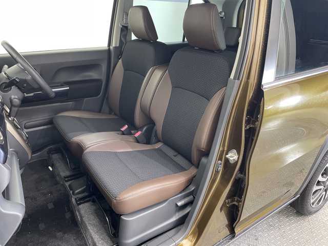 スズキ ハスラー Jスタイル Ⅲ 栃木県 2018(平30)年 2.2万km ブレイブカーキパール/スチールシルバー スズキセーフティサポート/禁煙車/ルーフレール/前席シートヒーター/HIDヘッドライト/ドラレコ/純正アルミホイール/ハーフレザーシート/プッシュスタート/スマートキー/オートライト/HIDヘッドライト/横滑り防止装置/フォグランプ/ドアバイザー/アイドリングストップ/革巻きステアリング/社外フロアマット