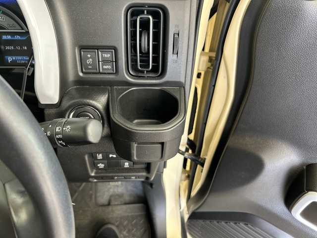 スズキ ハスラー HYBRID X 大分県 2021(令3)年 3.3万km シフォンアイボリーM 衝突軽減ブレーキ/レーンアシスト/オートハイビーム/後クリアランスソナー/純正ナビ/（フルセグ/CD/Bluetooth/AM/FM)/全方位カメラ/前方ドライブレコーダー/前席シートヒーター/ビルトインETC/ステアリングスイッチ/電動格納ミラー/保証書・取扱説明書/スマートキープッシュスタート