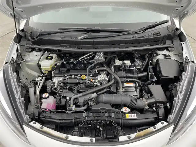 トヨタ アクア X 大分県 2021(令3)年 4.7万km プラチナホワイトパールマイカ トヨタセーフティセンス/純正ナビ/Bluetooth/USB/バックカメラ/レーダークルーズコントロール/ステアリングスイッチ/LEDオートライト/オートハイビーム/スマートキー/プッシュスタート /フロアマット/電動格納ミラー