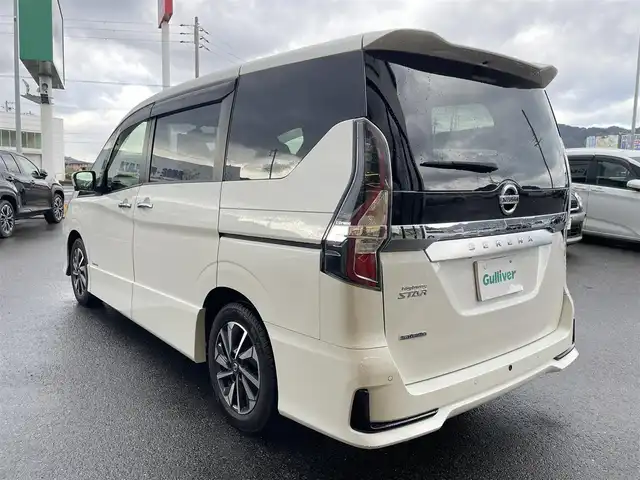 日産 セレナ ハイウェイスター V 兵庫県 2020(令2)年 3.8万km ブリリアントホワイトパール 全方位運転支援システム/インテリジェントエマージェンシーブレーキ/標識検知機能/踏み間違い衝突防止アシスト/車線逸脱防止支援システム/ブラインドスポットモニター/クリアランスソナー /プロパイロット/純正10インチSDナビ/　CD/DVD/Bluetooth/フルセグTV/アラウンドビューモニター/インテリジェントルームミラー/前後ドライブレコーダー/ビルトインETC/両側パワースライドドア (ハンズフリー付)/電子パーキングブレーキ/オートホールド/純正LEDヘッドライト/リアサンシェード/革巻きステアリング/電動格納ミラー/ドアバイザー/プッシュスタート/フロアマット/ISOFIX