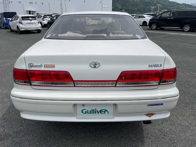 トヨタ マークⅡ グランデ レガリア Gエディション 福岡県 2000(平12)年 3.4万km ホワイトパールマイカ