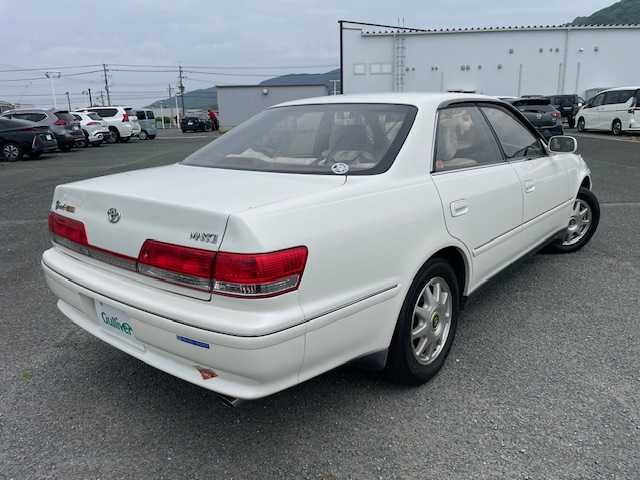 トヨタ マークⅡ グランデ レガリア Gエディション 福岡県 2000(平12)年 3.4万km ホワイトパールマイカ