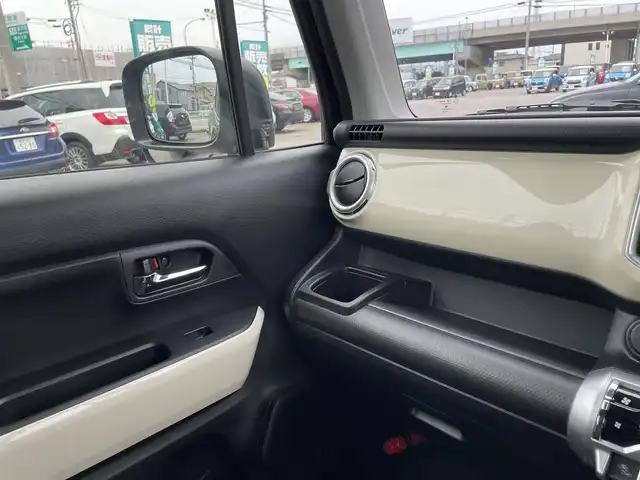 スズキ クロスビー HYBRID MV 石川県 2022(令4)年 5.2万km メロウディープレッドパール/ミネラルグレー2トーン 社外メモリーナビ/社外CD/ワンセグTV/スマートキー/プッシュスタート/純正アルミホイール/レーダークルーズ/レーダーブレーキ/シートヒーター/ETC/リヤパーキングセンサー/保証書