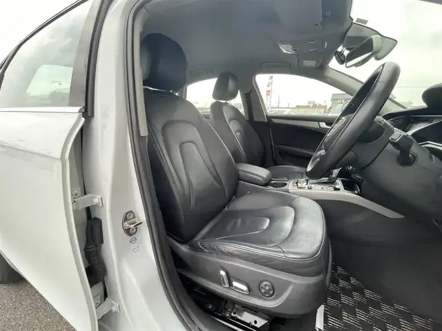 アウディ Ａ４ 2．0 TFSI 石川県 2014(平26)年 7.3万km グレイシアホワイトメタリック Audi MMI/(Bluetooth/フルセグTV)/ドライブレコーダー/バックカメラ/サイドアシスト/パワーシート/ETC/ウィンカーミラー/純正17インチアルミホイール/純正フロアマット/ABS/横滑り防止装置/レーンキープアシスト/盗難防止装置/コーナーセンサー(前後)/衝突被害軽減システム/スペアキー １本