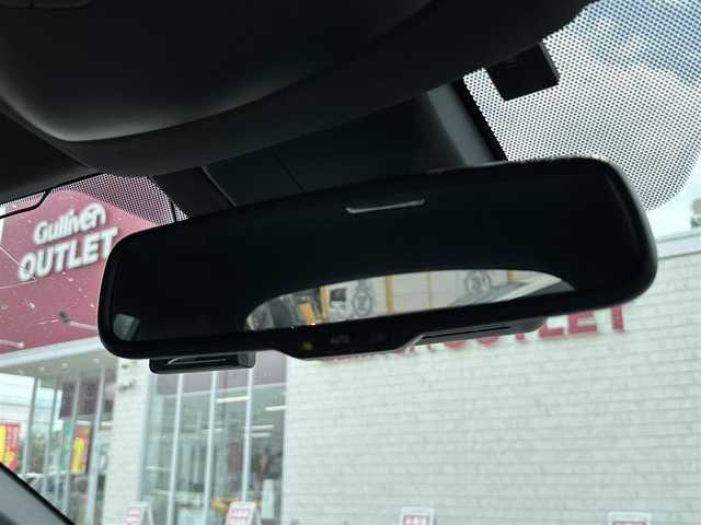 トヨタ Ｃ－ＨＲ G LEDエディション 群馬県 2017(平29)年 3.6万km ホワイトパールクリスタルシャイン ナビゲーション/フルセグテレビ/バックカメラ/ブルートゥース/ETC/衝突軽ブレーキ/アダプティブクルーズ/ブラインドスポットモニ/車線逸脱警報/コーナーセンサー/ＬＥＤライト/フォグランプ　/シートヒーター　/保証書/取扱説明書　/整備手帳　/スマートキーＸ２個