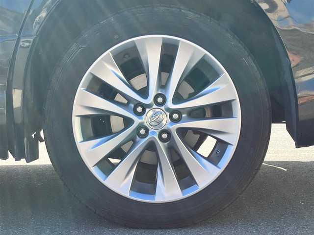 トヨタ ヴェルファイア 2．4Z プラチナセレクションⅡ 静岡県 2011(平23)年 7.4万km 黒 エンジンスタートボタン/パワーステアリング/パワーウィンドウ/スマートキー/Wオートエアコン/スペアキー１本/フリップダウンモニター/ETC/8インチナビ（CD/DVD/BT/フルセグ）/三列シート/オットマン/電動リアゲート/ウォークスルー/フロアマット/両側パワースライドドア/純正アルミホイール/ABS/横滑り防止装置/コーナーセンサー前後/オートライト/W＋サイドエアバック/カーテンエアバック