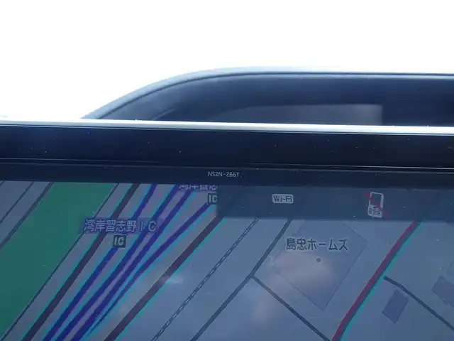 トヨタ ヴォクシー X 千葉県 2017(平29)年 7.3万km ブラック Toyota Safety Sense/・プリクラッシュセーフティ/・レーンディパーチャーアラート/・オートハイビーム/クルーズコントロール/左パワースライドドア/純正SDナビ/地デジTV/【DVD/CD再生機能　Bluetooth接続】/バックカメラ/フリップダウンモニター（V12T-R66C）/ドライブレコーダー（DRT-H66A）/LEDヘッドライト/フォグライト/ウインカーミラー/スマートキー