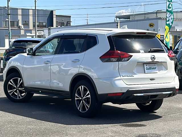 日産 エクストレイル 20Xi 茨城県 2019(平31)年 8.2万km ブリリアントホワイトパール 純正メモリナビ【MM318D-W】/(地デジTV・CD・DVD・BT・ラジオ再生)/レーダークルーズコントロール/レーンアシスト/衝突軽減ブレーキ/アラウンドビュー/カプロンシート/電動リアゲート/ETC/ドライブレコーダー/オートライト/LEDヘッドライト/純正18inアルミホイール/純正フロアマット/スマートキー